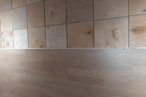 ლამინირებული და პარკეტის იატაკის დაგება