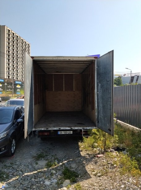 ქირავდება სატვირთო მანქანა