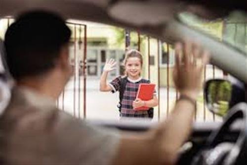 ბავშვების სკოლაში წაყვანა / გამოყვანა