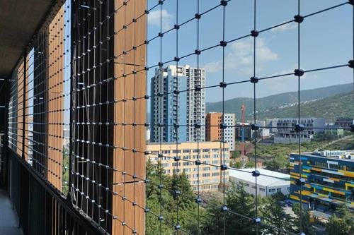 ბავშვის უსაფთხოების ბადეები