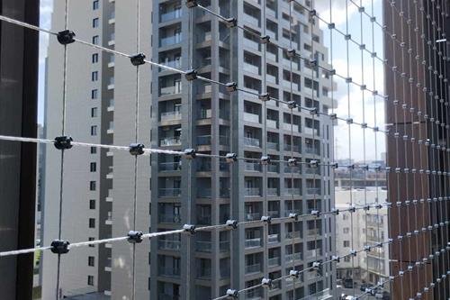 ბავშვის უსაფთხოების ბადეები